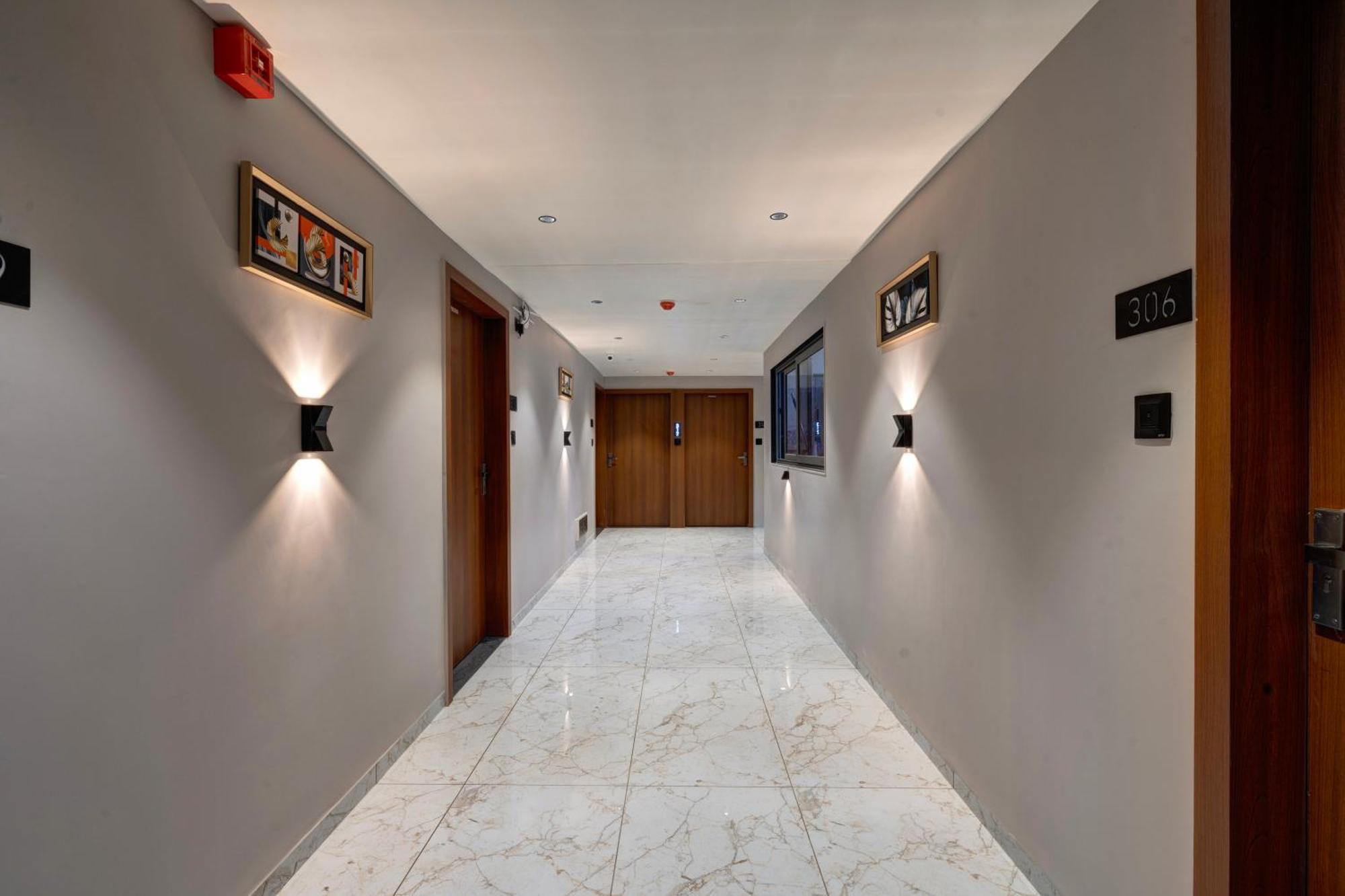 Hotel Shrimad Villa Gandhinagar Buitenkant foto
