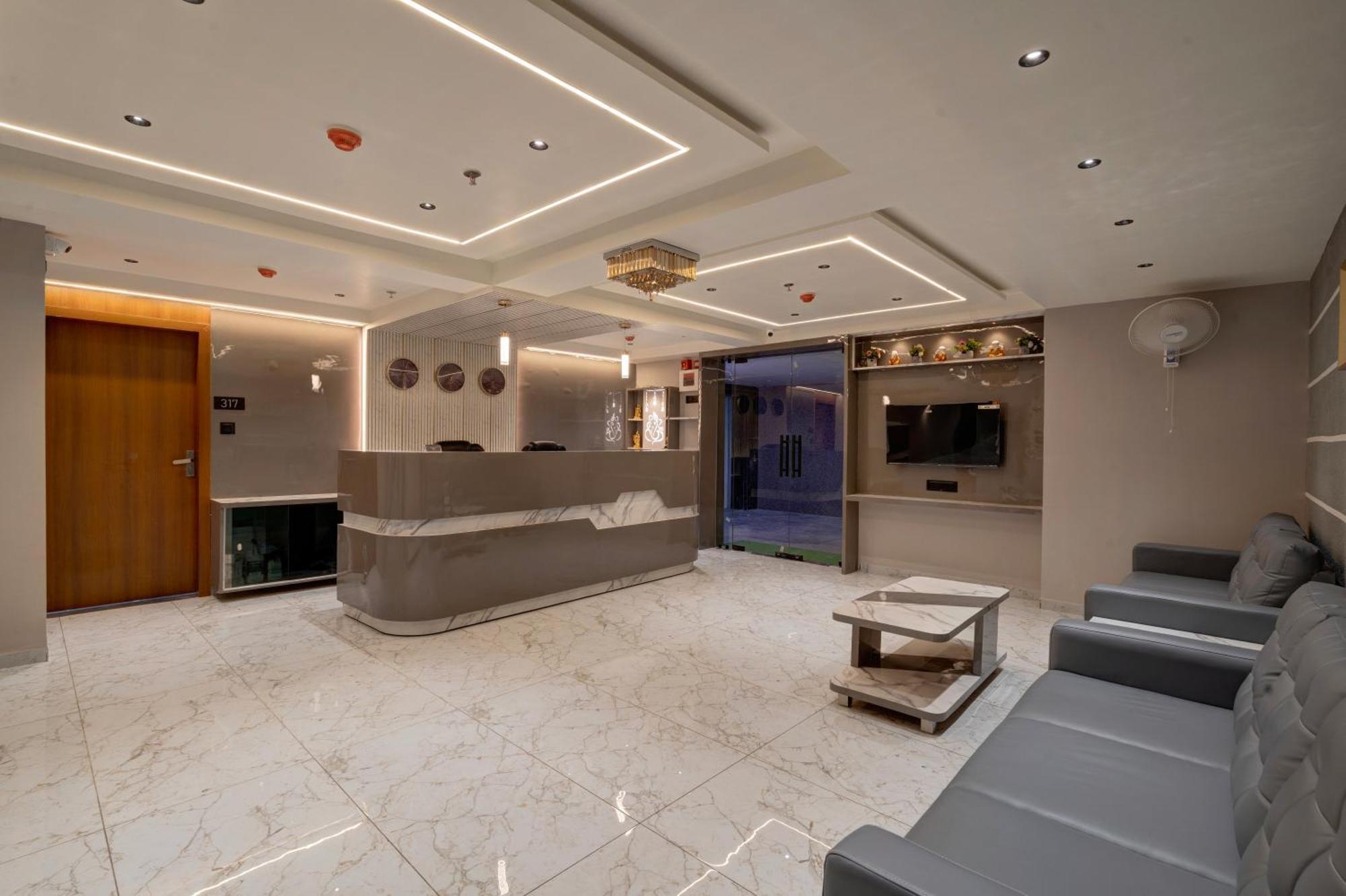 Hotel Shrimad Villa Gandhinagar Buitenkant foto